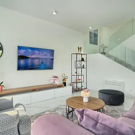 Celestial 빌라 스플리트