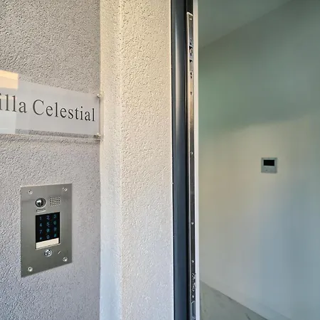 וילה Celestial *