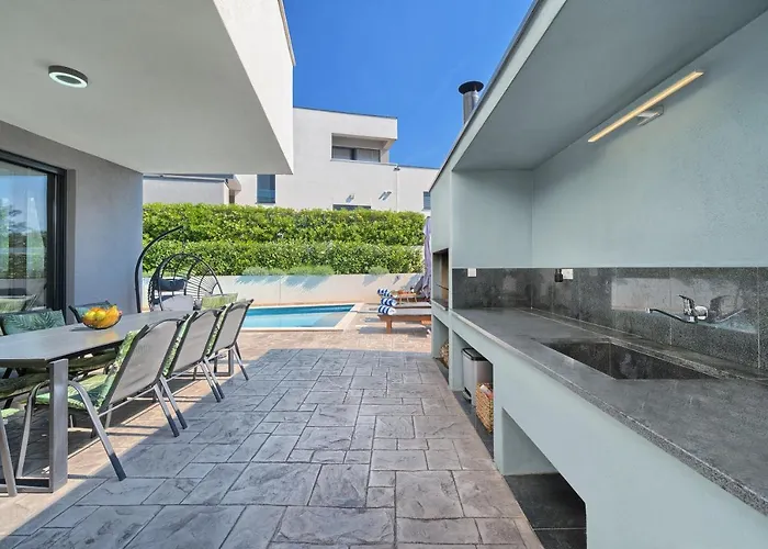 Vila Celestial Split